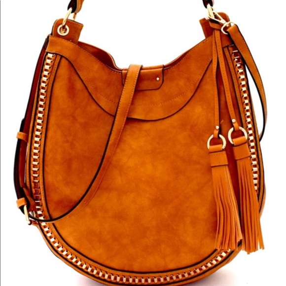 Woven two way tassel hobo shoulder purse - Picture 6 of 6